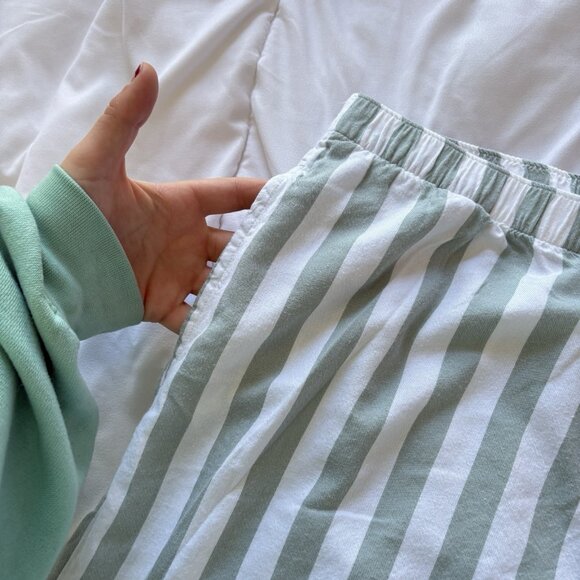 Victoria's Secret VS Long Sleeve Green Striped Button Up Top Bottoms Womens L - Picture 8 of 13